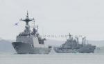 ID 3572 DAE JO YEONG (DDH977) a 5000-tonne KD II-class destroyer and DAE CHONG (AOE58) a 9180-tonne Chun Gee-class tanker, both of the Republic of Korea, arrive in Auckland, New Zealand at the beginning of a...